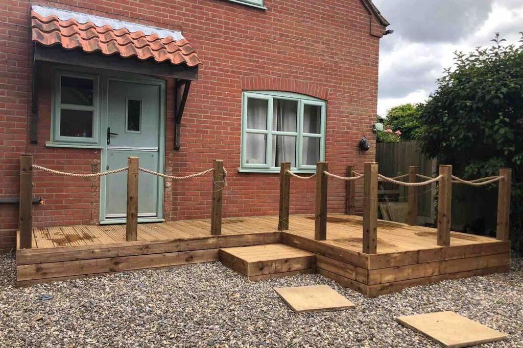 Ramblers Retreat Villa Saxthorpe Екстериор снимка
