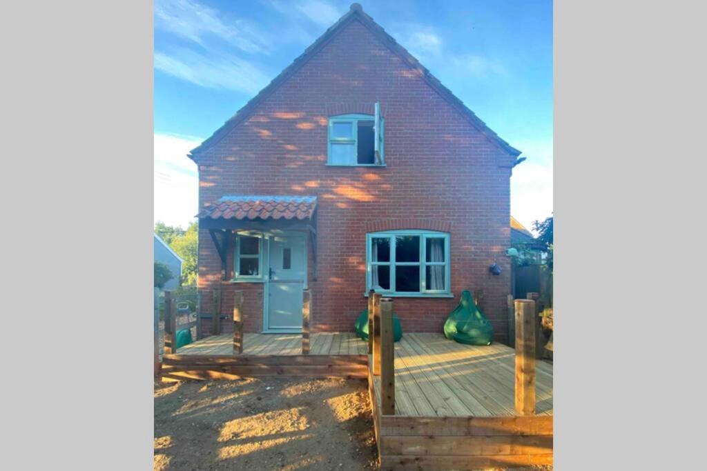 Ramblers Retreat Villa Saxthorpe Екстериор снимка